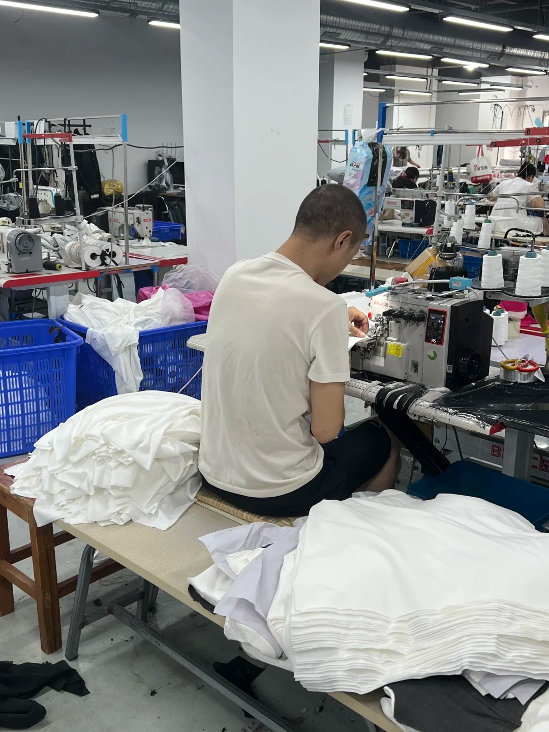 Suhu Custom t-shirt factory overview